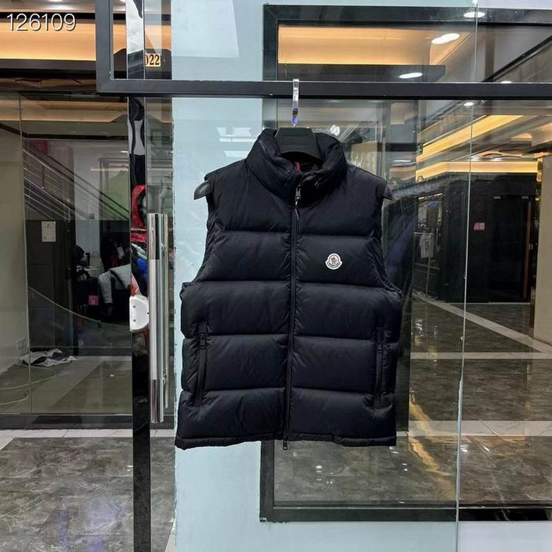 Moncler Men's Outwear 17